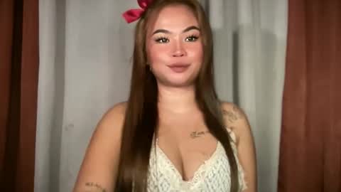 Snapshot of into_the_nightxxx chatting on February 2026 05:25:01 AM KATH online show from February 2026 05:25:01 AM