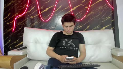 Snapshot of invincible200 chatting on September 2025 03:14:01 PM invincible200 online show from September 2025 03:14:01 PM