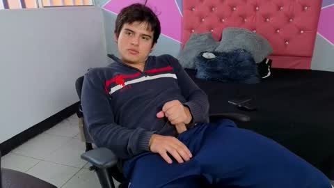 Snapshot of invincible200 chatting on November 2025 03:01:02 PM invincible200 online show from November 2025 03:01:02 PM