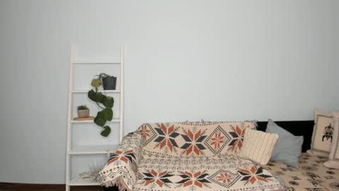 Irene online show from March 2025 11:20:01 PM