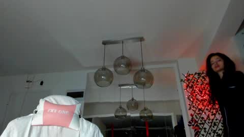 Snapshot of irenevon chatting on December 2024 04:58:02 AM Ir s room online show from December 2024 04:58:02 AM