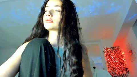 Snapshot of irenevon chatting on December 2024 04:55:02 AM Ir s room online show from December 2024 04:55:02 AM