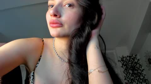 Snapshot of irenevon chatting on January 2025 03:50:01 PM Ir s room online show from January 2025 03:50:01 PM