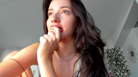 Snapshot of irenevon chatting on January 2025 08:14:02 AM Ir s room online show from January 2025 08:14:02 AM