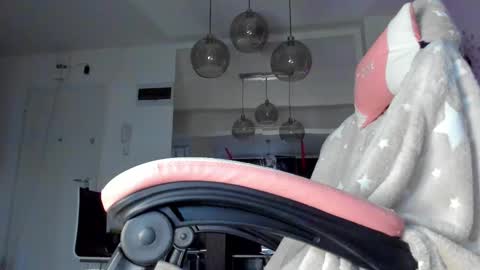 Snapshot of irenevon chatting on February 2025 03:34:01 PM Ir s room online show from February 2025 03:34:01 PM