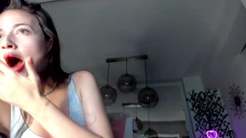 Snapshot of irenevon chatting on February 2025 03:53:02 PM Ir s room online show from February 2025 03:53:02 PM