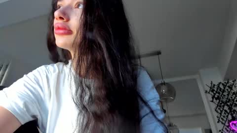 Snapshot of irenevon chatting on March 2025 05:53:01 AM Ir s room online show from March 2025 05:53:01 AM