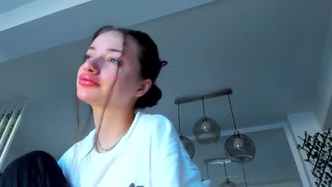 Snapshot of irenevon chatting on March 2025 06:01:01 AM Ir s room online show from March 2025 06:01:01 AM