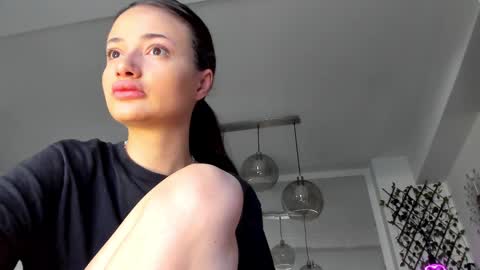 Snapshot of irenevon chatting on March 2025 05:33:01 AM Ir s room online show from March 2025 05:33:01 AM