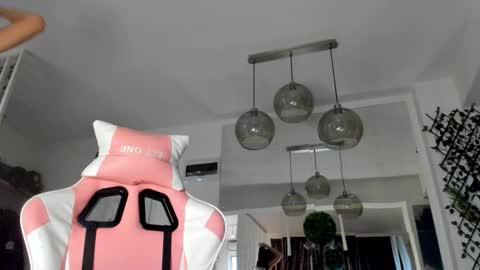 Snapshot of irenevon chatting on September 2025 04:39:02 AM Ir s room online show from September 2025 04:39:02 AM