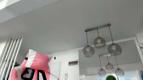 Snapshot of irenevon chatting on October 2025 06:32:01 AM Ir s room online show from October 2025 06:32:01 AM