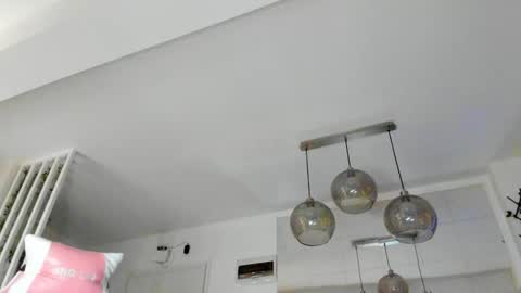 Snapshot of irenevon chatting on November 2025 04:45:02 AM Ir s room online show from November 2025 04:45:02 AM