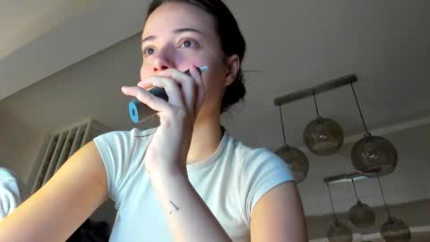 Snapshot of irenevon chatting on November 2025 04:46:01 AM Ir s room online show from November 2025 04:46:01 AM