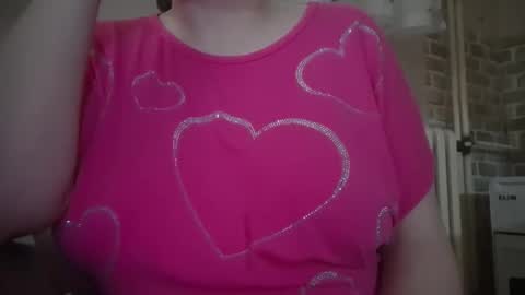 Snapshot of irinnak chatting on December 2025 09:40:02 AM IrinnaK online show from December 2025 09:40:02 AM