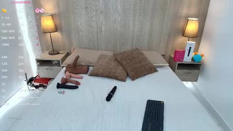 Snapshot of iris_gomez chatting on February 2026 07:45:01 PM Iris online show from February 2026 07:45:01 PM