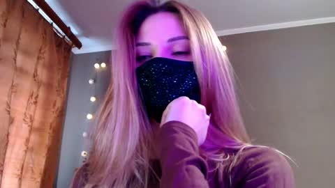 Lily online show from April 2026 03:04:01 PM