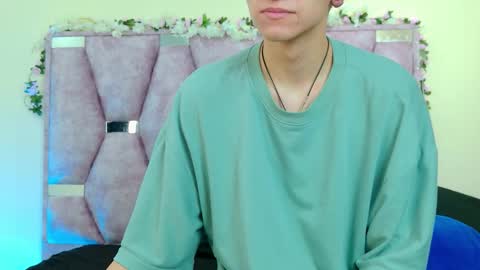 Snapshot of iris_mandarinne chatting on December 2025 04:36:01 PM Iris online show from December 2025 04:36:01 PM