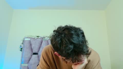 Snapshot of iris_mandarinne chatting on December 2025 10:46:01 AM Iris online show from December 2025 10:46:01 AM