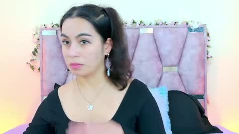 Snapshot of iris_mandarinne chatting on June 2026 05:39:02 PM Iris online show from June 2026 05:39:02 PM