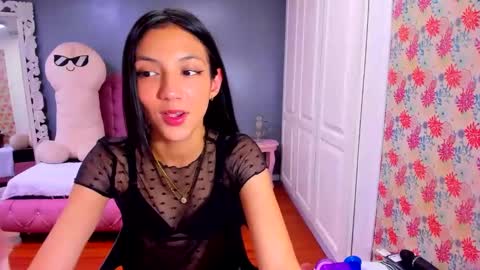 Snapshot of iris_stone_ chatting on February 2025 06:19:02 PM Iris online show from February 2025 06:19:02 PM