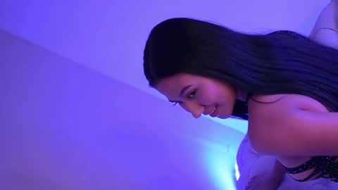 Iris online show from February 2025 06:45:01 PM