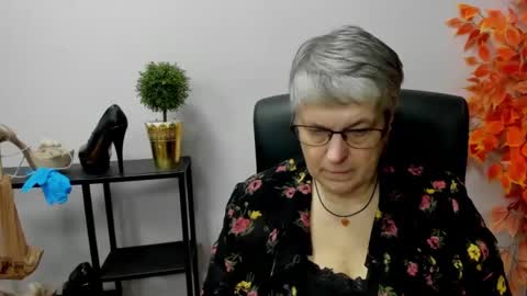 I R I S online show from December 2024 01:25:01 PM