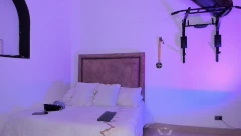 Snapshot of irisfit chatting on September 2025 01:26:02 PM Iris Fit online show from September 2025 01:26:02 PM