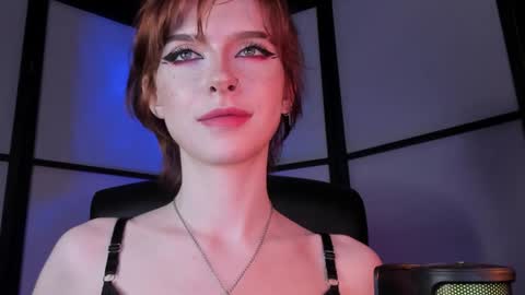 Miss Iris Fansly Miss Iris new inst.  online show from December 2024 09:23:01 AM