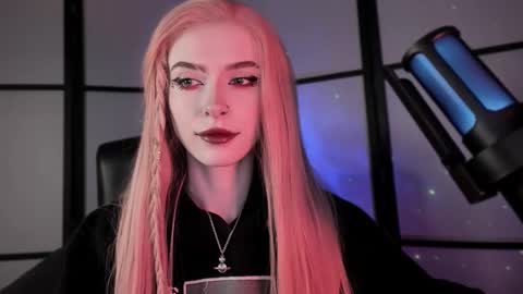 Miss Iris Fansly Miss Iris new inst.  online show from February 2025 05:29:02 AM