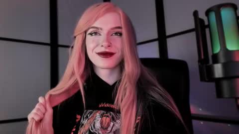 Miss Iris Fansly Miss Iris new inst.  online show from February 2025 03:21:01 PM