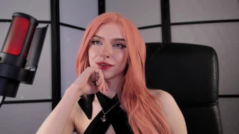 Miss Iris Fansly Miss Iris new inst.  online show from February 2025 02:10:02 PM