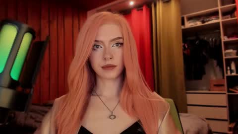 Miss Iris Fansly Miss Iris new inst.  online show from March 2025 11:38:02 AM