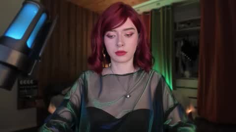 Miss Iris Fansly Miss Iris new inst.  online show from November 2025 08:07:01 PM