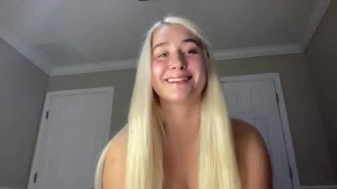 Snapshot of irispink1 chatting on December 2025 09:56:02 PM Irispink1 online show from December 2025 09:56:02 PM