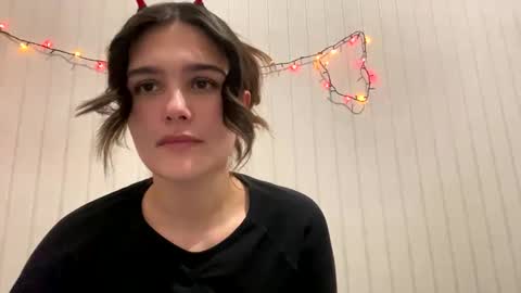 Snapshot of irisss31 chatting on December 2024 05:02:01 PM irisss31 online show from December 2024 05:02:01 PM