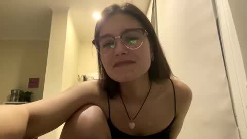 irisss31 online show from May 2026 06:45:02 PM
