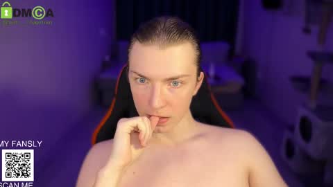 Iron online show from December 2024 10:50:01 PM