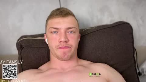 Snapshot of iron__chapman chatting on July 2026 12:25:02 AM Iron online show from July 2026 12:25:02 AM