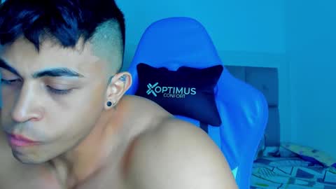 Iron online show from February 2025 04:05:01 AM