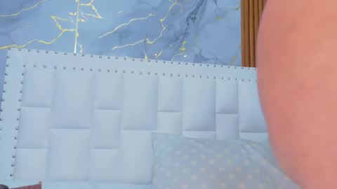 Sandy  online show from September 2025 12:28:01 PM