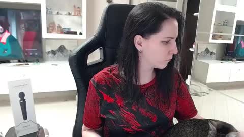 Irwi Tomboy online show from February 2025 06:53:02 AM