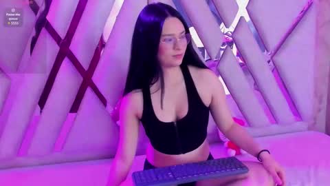 Snapshot of isa_doux chatting on March 2026 03:23:01 AM Isa online show from March 2026 03:23:01 AM