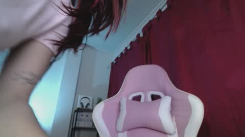 Isabella  online show from September 2025 10:38:02 AM