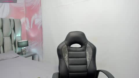    online show from February 2025 02:17:02 AM