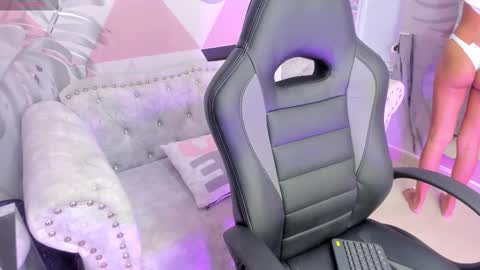    online show from March 2025 10:30:02 AM