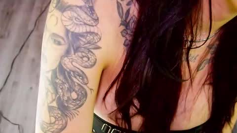 Snapshot of isa_redhair_ chatting on February 2026 03:22:02 AM .... Connection time 900 pm to 500 amRest days Wednesday and Saturday online show from February 2026 03:22:02 AM