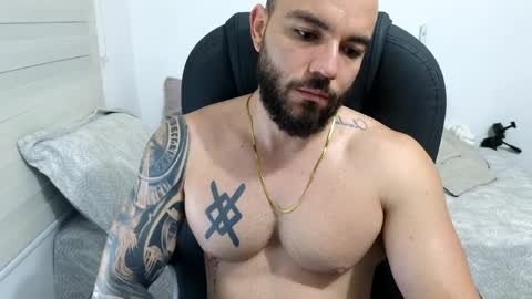 Snapshot of isaac_carter chatting on April 2026 10:47:02 AM Isaac carter online show from April 2026 10:47:02 AM