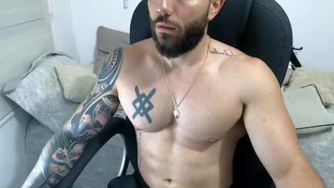 Snapshot of isaac_carter chatting on May 2026 11:04:02 AM Isaac carter online show from May 2026 11:04:02 AM