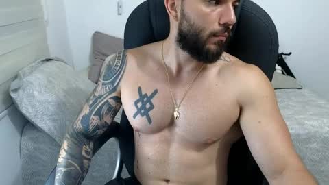 Snapshot of isaac_carter chatting on May 2026 11:04:02 AM Isaac carter online show from May 2026 11:04:02 AM