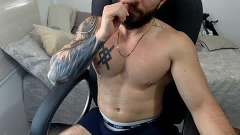 Snapshot of isaac_carter chatting on May 2026 03:06:02 PM Isaac carter online show from May 2026 03:06:02 PM